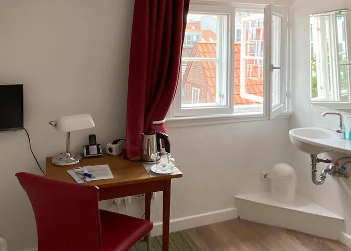Frauenhotel Hanseatin - Women Only 2* Hamburg